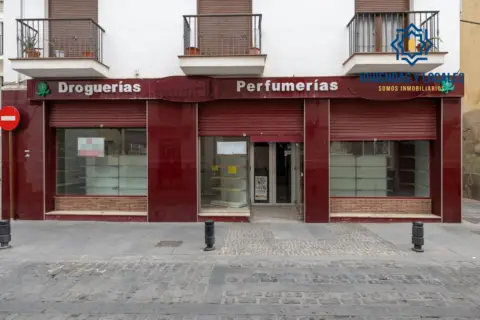 Local comercial en calle Real