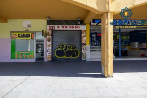 Local comercial en Avenida de Juan Pablo II, 92