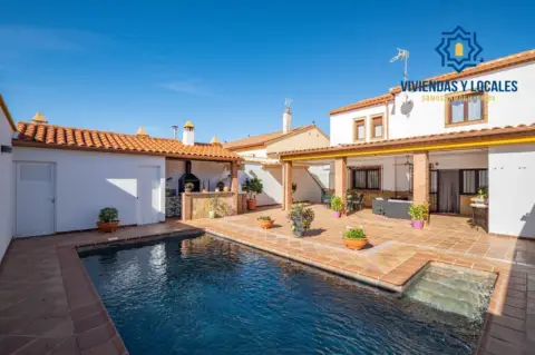 Casa en calle Hortensia (Chaparral), nº 16