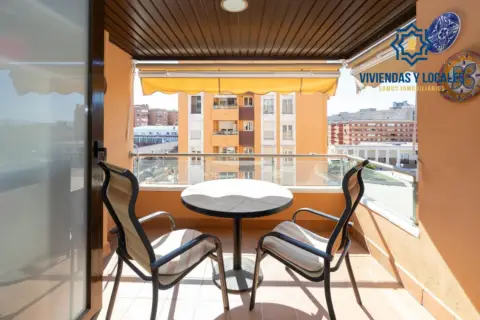 Flat in Plaza de la Ciudad De Los Carmenes