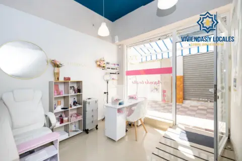 Local comercial en calle Periodista Luis De Vicente