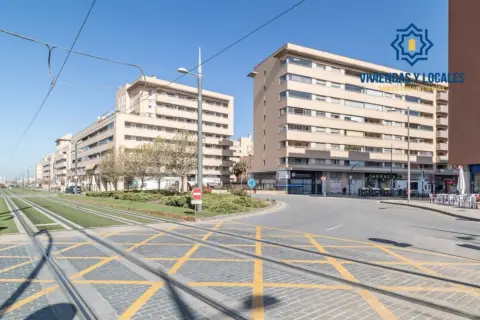 Local comercial en Avenida de Dílar, 146