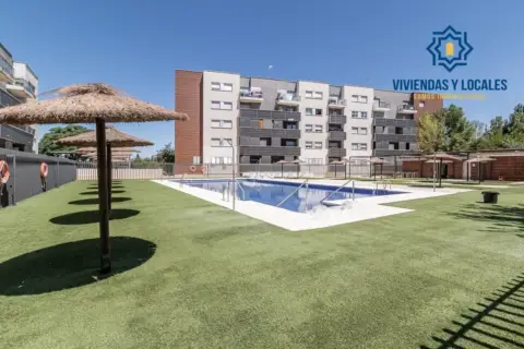 Piso en calle de Circunvalación