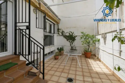 Casa adosada en calle Hipócrates