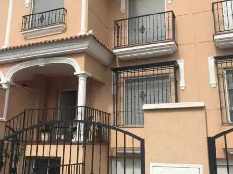 Casa en Vegas del Genil