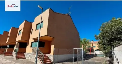 Edificio en Camino del Molinillo, 8