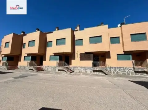 Edificio en Camino del Molinillo, 8