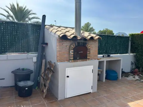 Chalet en Urbanizacion Els Tarongers 2