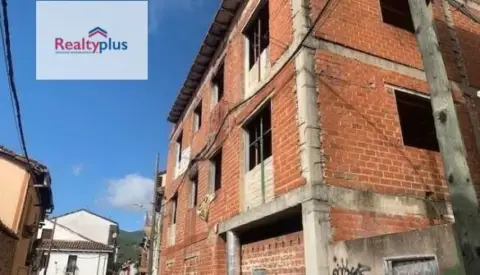 Edificio en Arenas de San Pedro