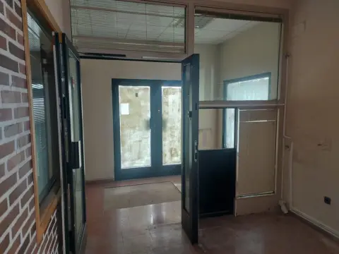 Local comercial en Villaverde de Íscar