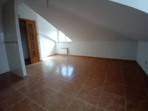 Ático en Hontanares de Eresma