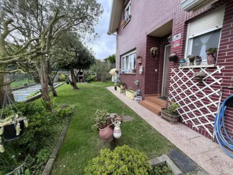 Casa pareada en Barrio del Faro