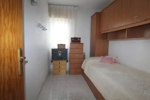 Apartamento en calle de Jacarilla
