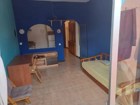 Estudio en calle Orihuela, 84