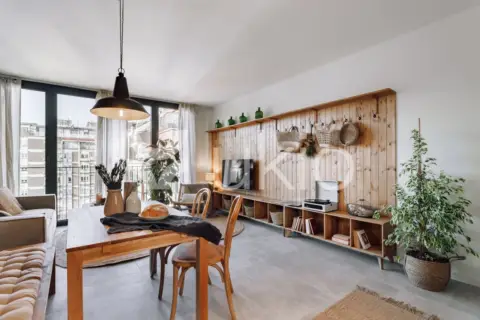 Piso en Gran VIA de les Corts Catalanes