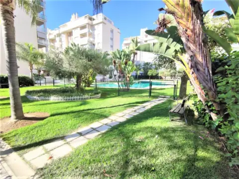 Piso en calle del Higueral, 8