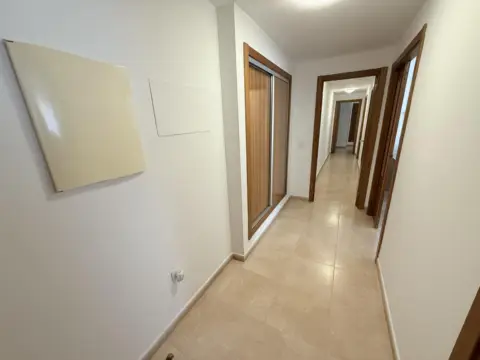 Piso en calle del Higueral, 8