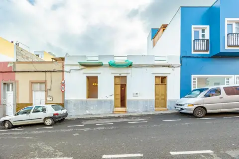 Chalet en calle Parroco Hernandez Benitez