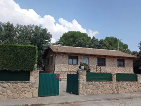 Chalet en calle Zafra