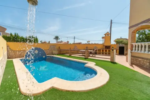 Casa en Carrer de Golondrinas-la Chismosa