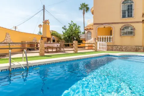 Casa en Carrer de Golondrinas-la Chismosa