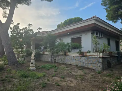 Chalet en Lomas de Cabo Roig