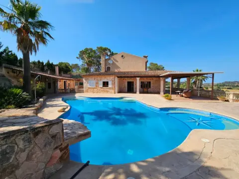 Chalet en Lloret de Vista Alegre