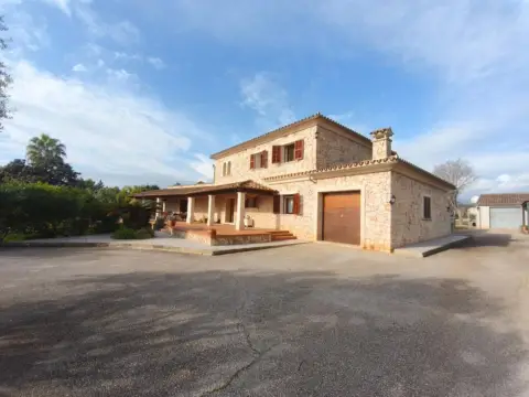 Chalet en Zona Periurbana