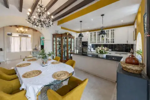 Casa en Nucleo Urbano 55