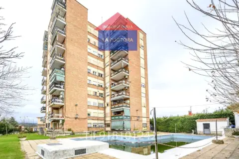 Piso en calle de la Torre