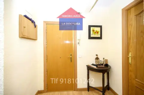 Piso en calle de la Torre