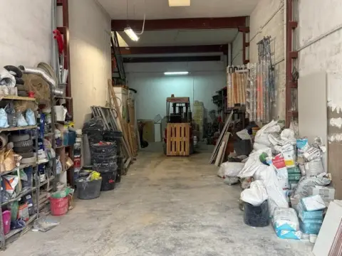 Nave industrial en Poligono del Aeropuerto