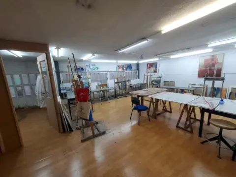 Local comercial en calle Olite Erriberri
