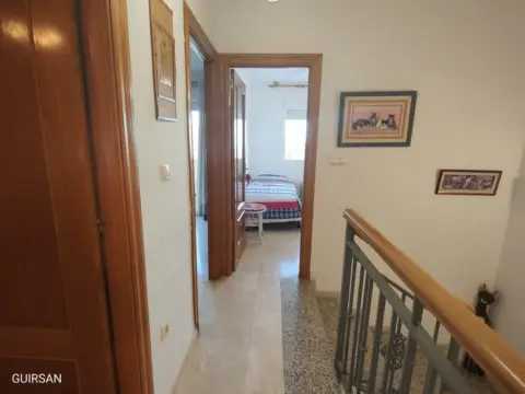 Casa adosada en calle del Moruno