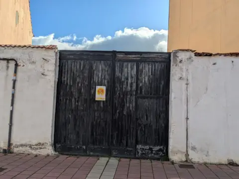 Terreno en calle de la Serranía de Ronda, 36
