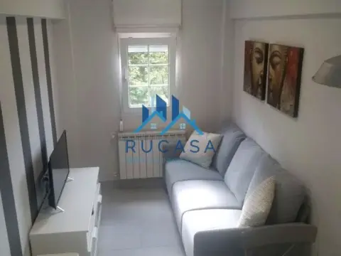 Piso en calle de la Universidad