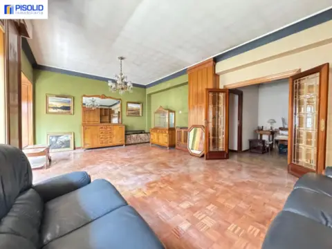 Piso en Circular - Vadillos