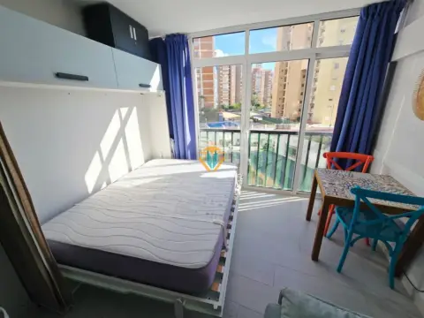 Estudio en Levante