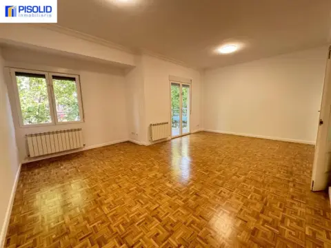 Piso en calle del Espíritu Santo