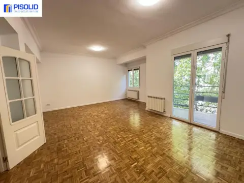 Piso en calle del Espíritu Santo