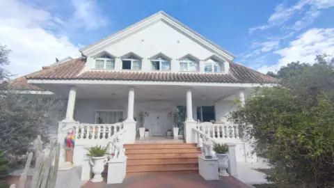 Chalet en calle Río Turia