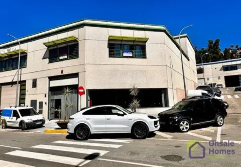 Local comercial en Polígono de Nueva Campana