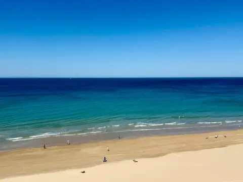Piso en Playa Victoria - Paseo Marítimo