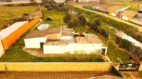Finca rústica en calle Pedrotello