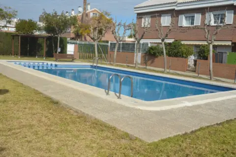 Dúplex en calle Castaño