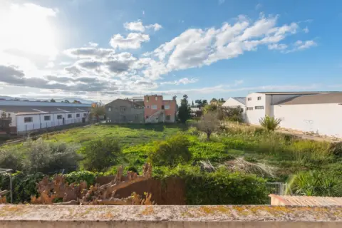 Terreno en calle Carrilin