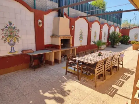 Chalet en calle Vía Láctea