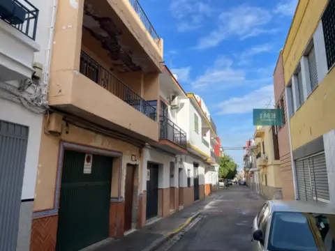 Casa en calle Umbrete