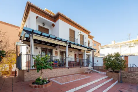 Chalet en calle de Bruselas