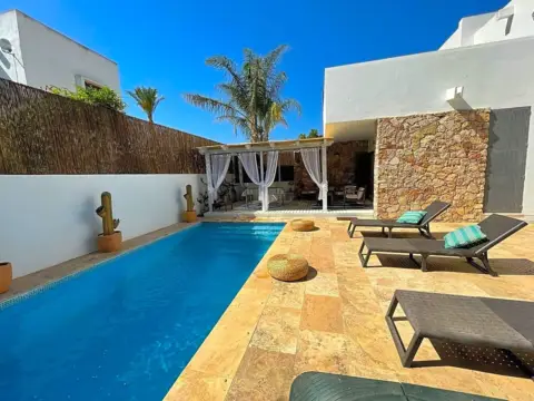 Chalet in Cabo de Gata, Consulte Condicones, Villa de Gran Encanto Con Piscina Privada